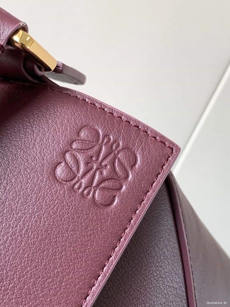 Bags 61182 Puzzle UrbanStyle Loewe 0630
